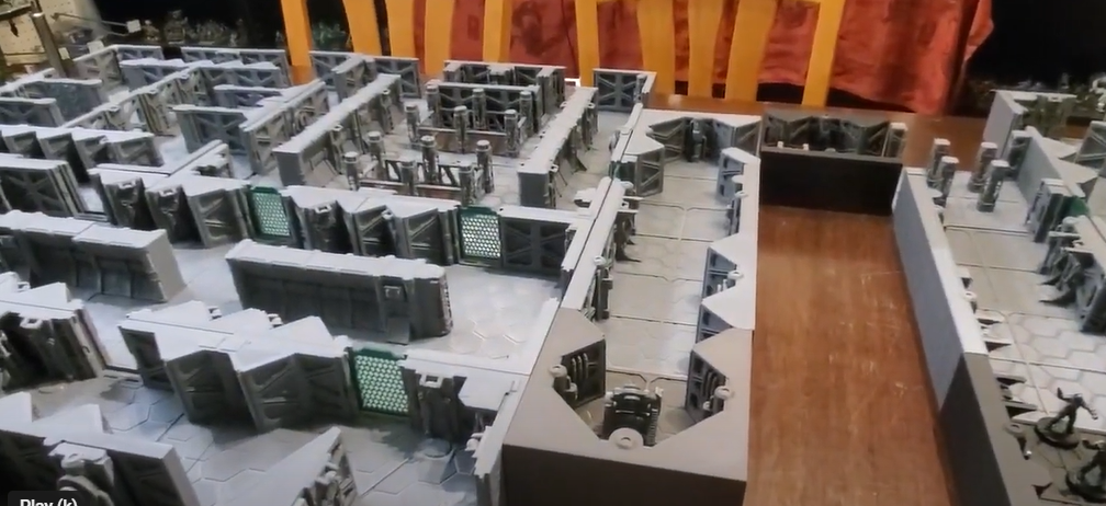 Fan-Tastic Minis by Garry Hollingdale: Explore the Collective Like Never Before!